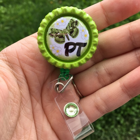 @juliatok Accessories - 🎁BOGO SALE🎁 Physical Therapist (PT) Badge Holder